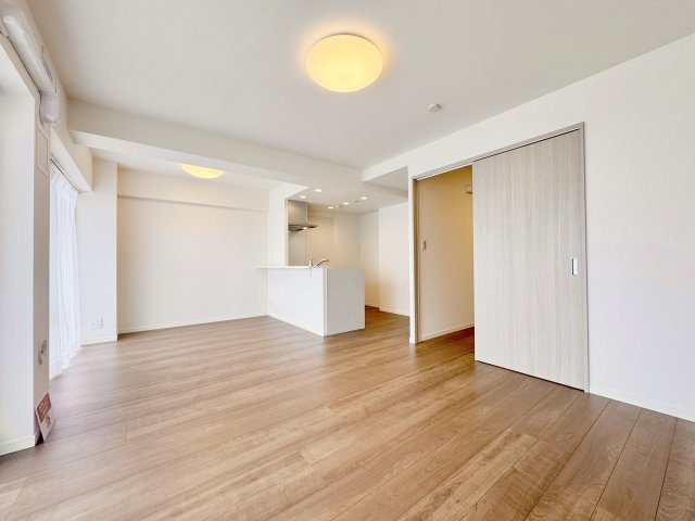 サンライフ一之江の居間・リビング