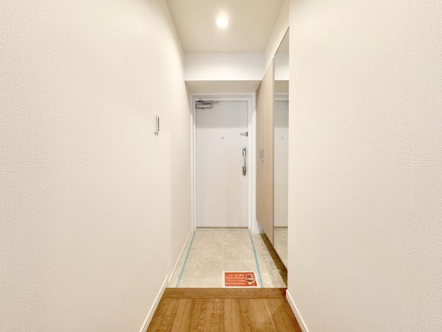 サンライフ一之江の玄関