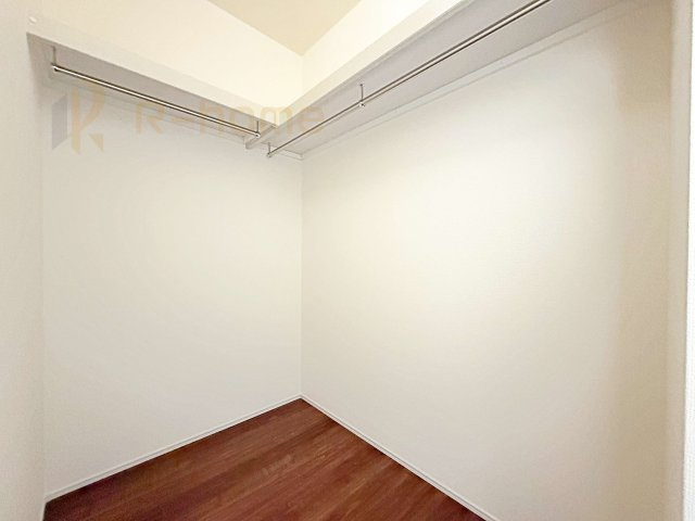 第2つくば市城山　新築戸建て　1号棟の収納|人気のウォークインクローゼット！アウター類はもちろん、季節ものや寝具も収納できます！