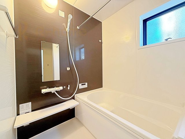 第2つくば市城山　新築戸建て　1号棟の浴室|足を伸ばしてもゆったりできるバスルーム♪機能性も取り入れて使い易さも保証します♪