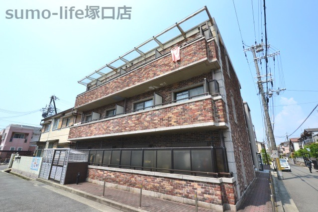 ステラハウス10の外観