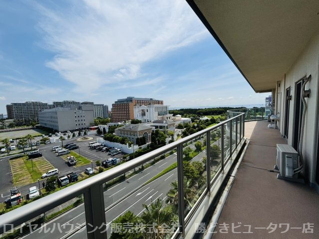 北東側バルコニー
スロップシンクあり