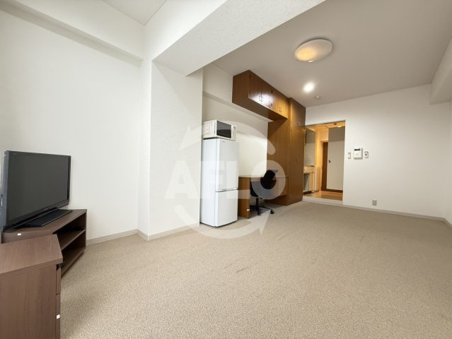 ノイメゾン堀江 堀江小学校の居間・リビング|ノイメゾン堀江　洋室