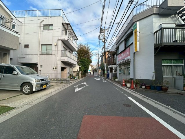 世田谷区上祖師谷　建築条件付売地の周辺|2025.11.22撮影周辺道路