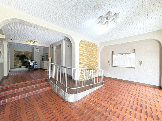 西新井大師扇スカイハイツのロビー