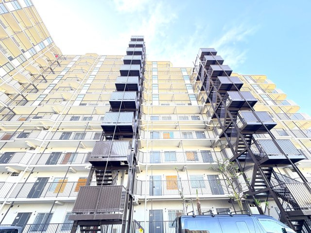 西新井大師扇スカイハイツの外観