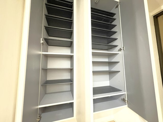 西新井大師扇スカイハイツの収納