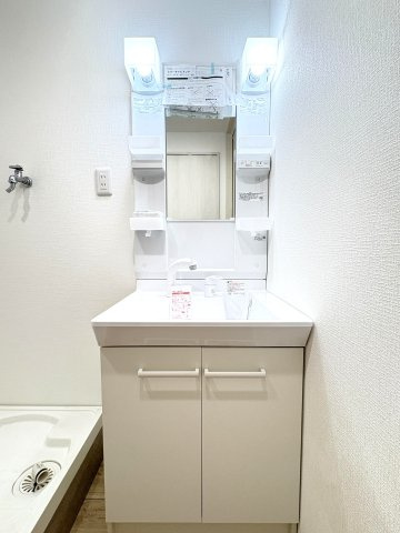 西新井大師扇スカイハイツの独立洗面台