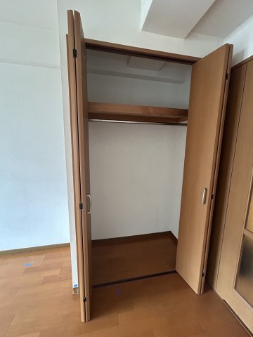 ロジェ今福鶴見の収納|ロジェ今福鶴見　クローゼット