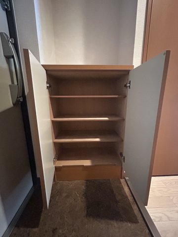 ロジェ今福鶴見の収納|ロジェ今福鶴見　シューズボックス