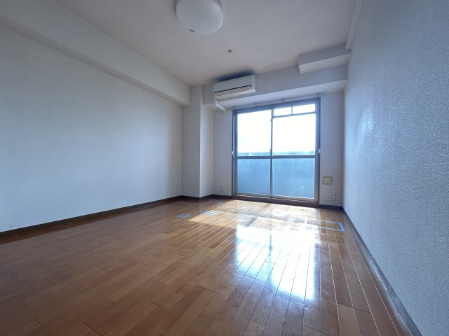 ロジェ今福鶴見の居間・リビング|ロジェ今福鶴見　洋室