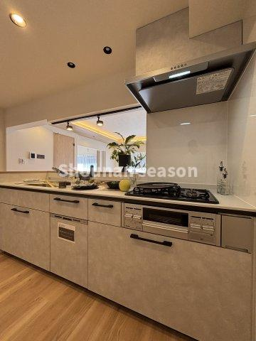 【キッチン】 | 家族とコミュニケーションを取りやすいカウンターキッチンです！