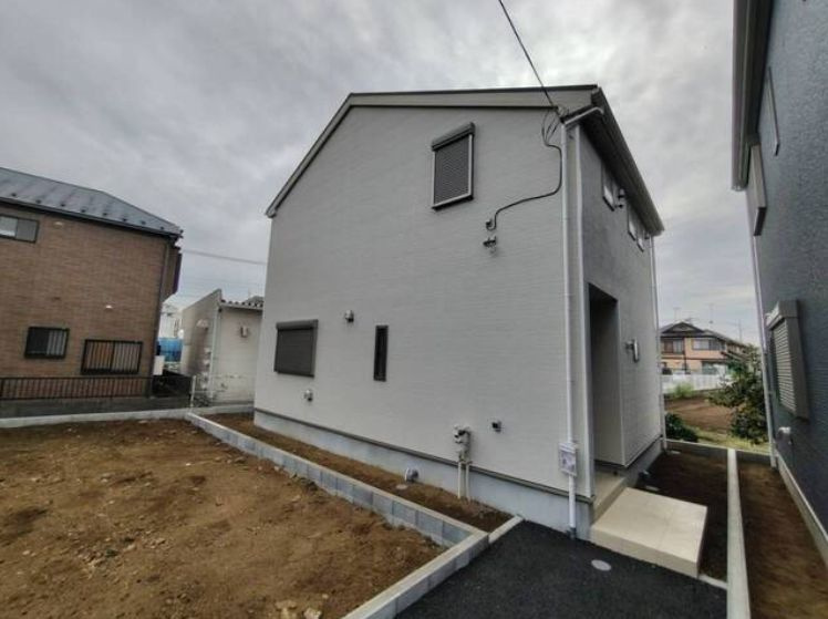 CRADLE GARDEN 東村山市秋津町第29　全３棟の外観