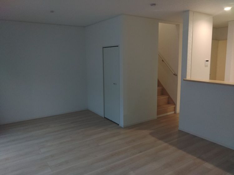 CRADLE GARDEN 東村山市秋津町第29　全３棟の居間・リビング