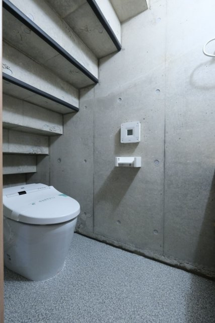 豊島区西巣鴨４丁目の賃貸マンションのトイレ