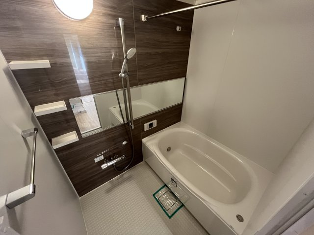 リーベスト所沢の浴室|落ち着いた空間のお風呂です