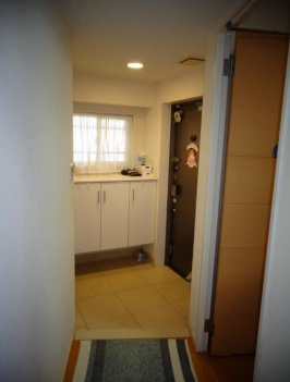 メロディーハイム須磨フェルコリーナの玄関