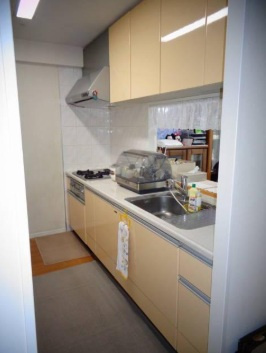 メロディーハイム須磨フェルコリーナのキッチン