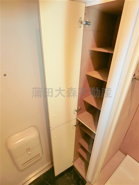 ワールドレジデンス大森の収納|収納　シューズボックス