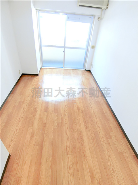 ワールドレジデンス大森の居間・リビング