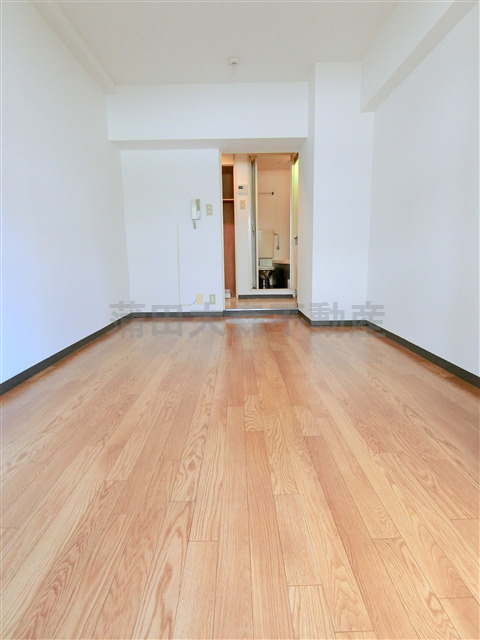 ワールドレジデンス大森の居間・リビング