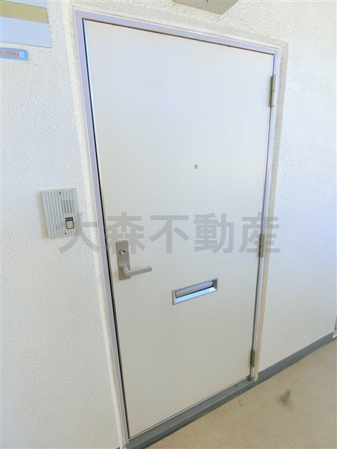 ワールドレジデンス大森の玄関