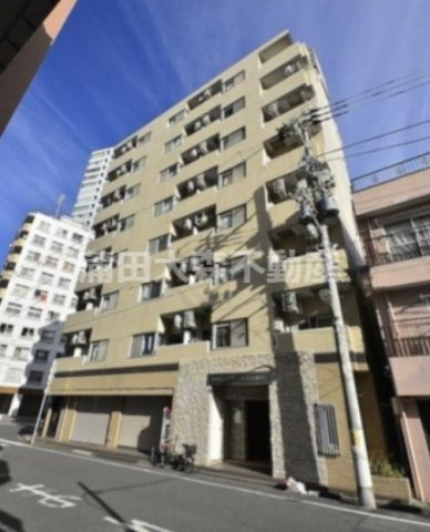 ワールドレジデンス大森の外観|1988年10月築　RC鉄筋コンクリート造地上8階建て総戸数37戸の人気賃貸マンション
JR京浜東北線大森駅最寄りの東京都大田区大森北4丁目、京急本線大森海岸駅も徒歩圏内