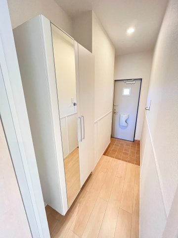 ＡＲＭＡＧＮＡＣ　Ａの玄関