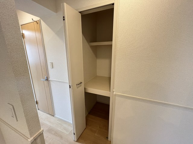 ＡＲＭＡＧＮＡＣ　Ａの内装