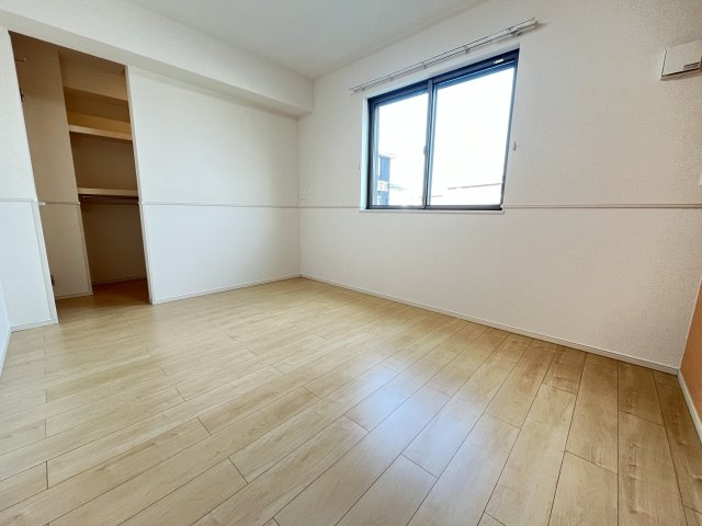 ＡＲＭＡＧＮＡＣ　Ａの内装