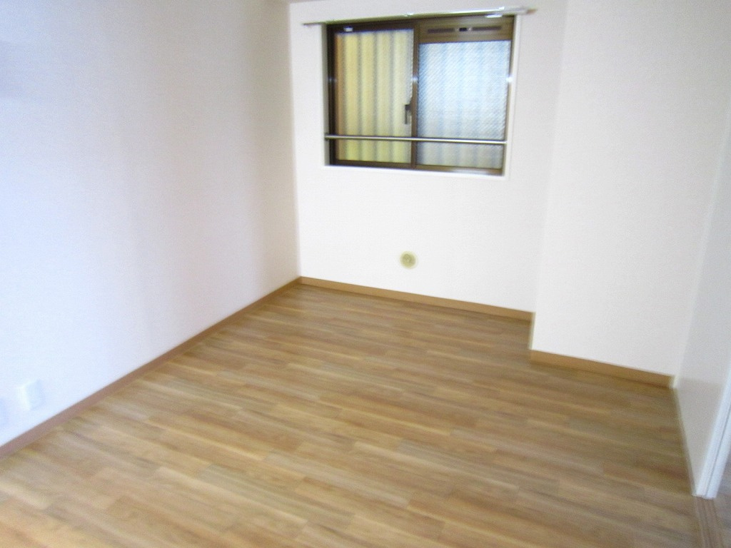 メゾンドビィフォーレの洋室