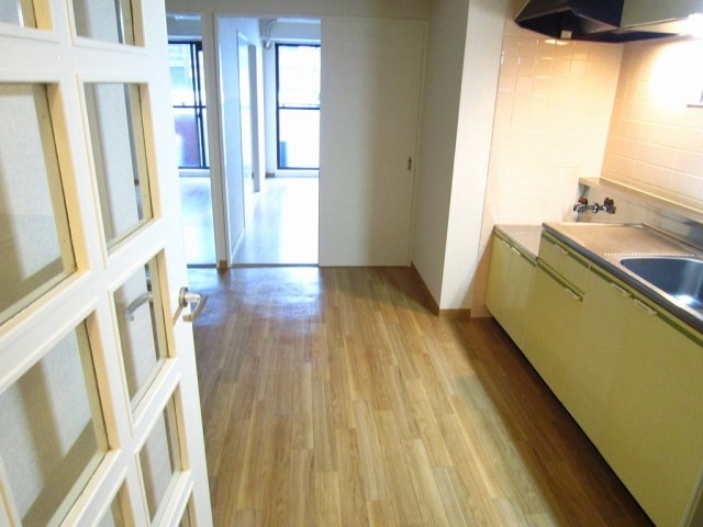 メゾンドビィフォーレの居間・リビング