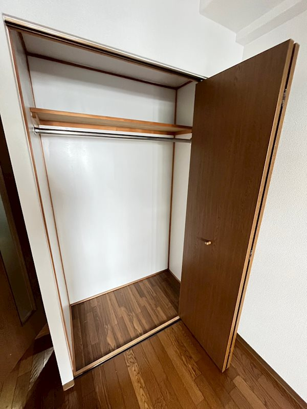 エスリード三宮第２の収納