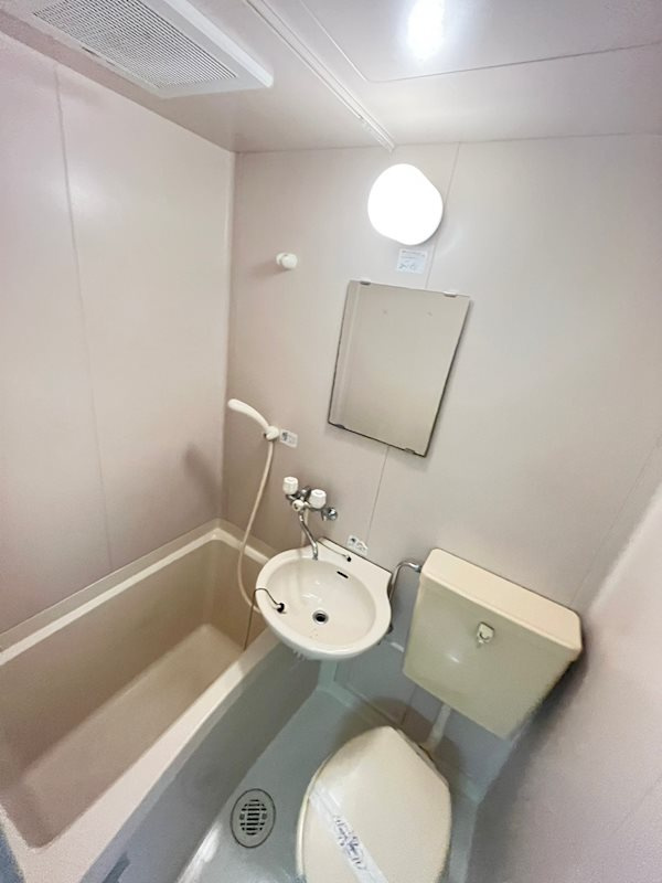 エスリード三宮第２の浴室