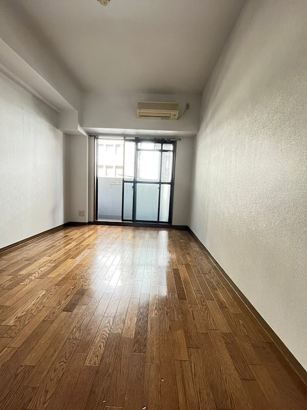 エスリード三宮第２の居間・リビング