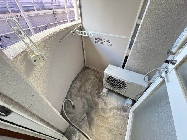 アルファポレールのバルコニー|バルコニー