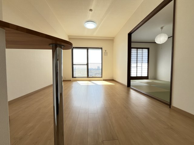 四つ木パークホームズの居間・リビング