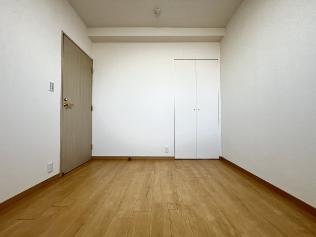 四つ木パークホームズの洋室