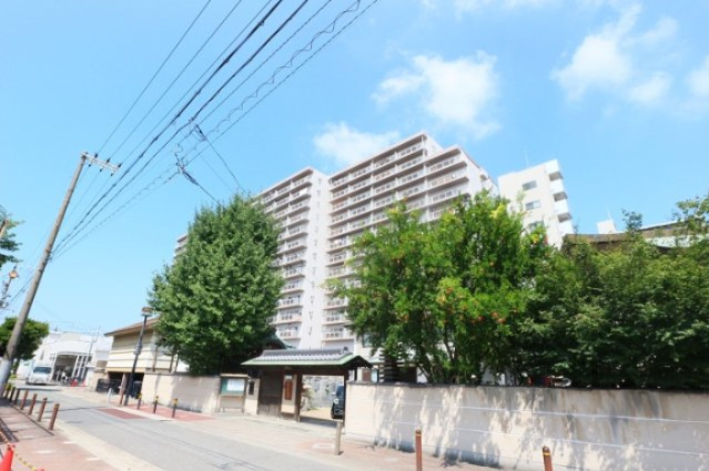 藤和市岡ハイタウンの展望|◆昼は明るく、夜はきらめく夜景を楽しめる10階住戸☆