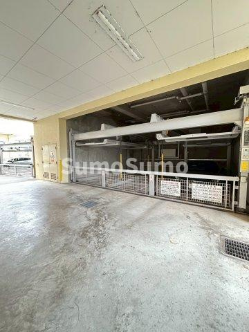 プレステージ明石魚住アルカンシェルの駐車場|カースペースがあります