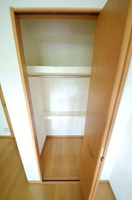 【収納】 | ヴェルドミール荻窪 | クローゼット完備。