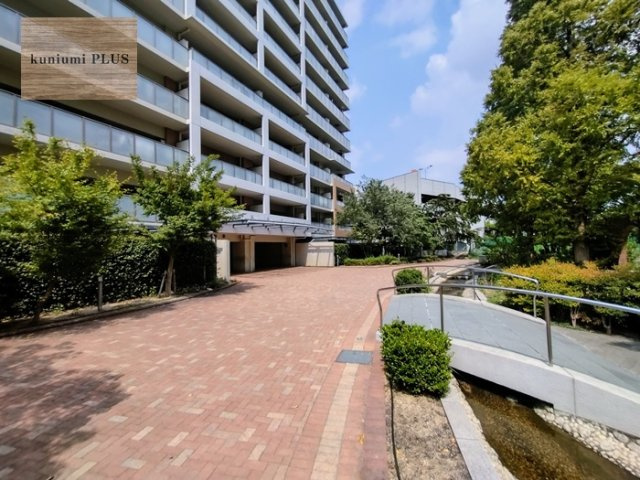 タイムズ・ピース・スクエア・スイートガーデンシティ