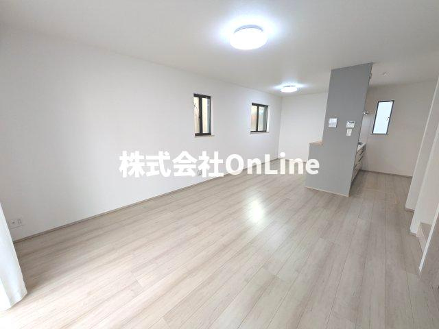 八尾市上之島町南７丁目の一戸建ての内装