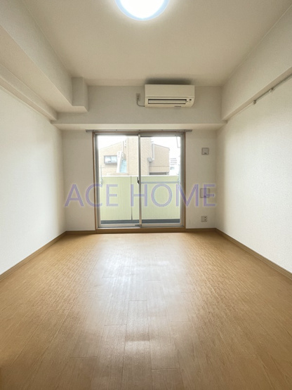 【居間・リビング】 | ONE ROOF FLAT TENJINBASHI