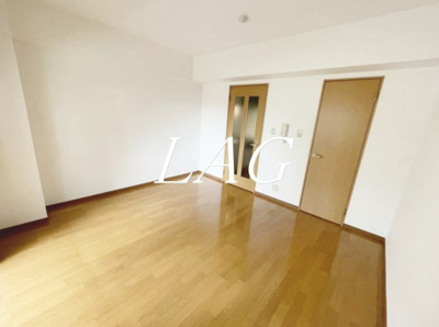 【居間・リビング】 | ルミエール岸町 | 洋室のお部屋です。（同仕様です。）