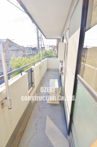 エルヴェ武里のバルコニー