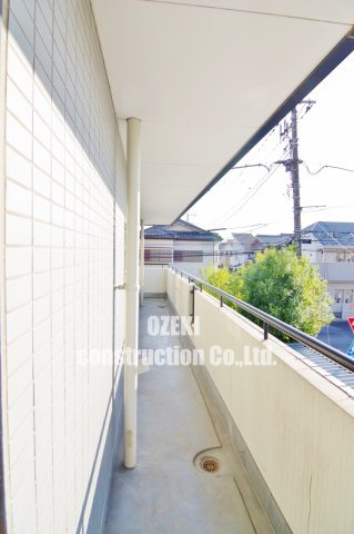 エルヴェ武里の玄関