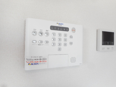 【セキュリティ】 | Maison Serena | 参考写真（同物件別部屋）