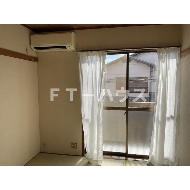 花咲コートヴィレッジの居間・リビング