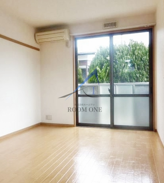 リトルターンの居間・リビング|洋室のお部屋です。